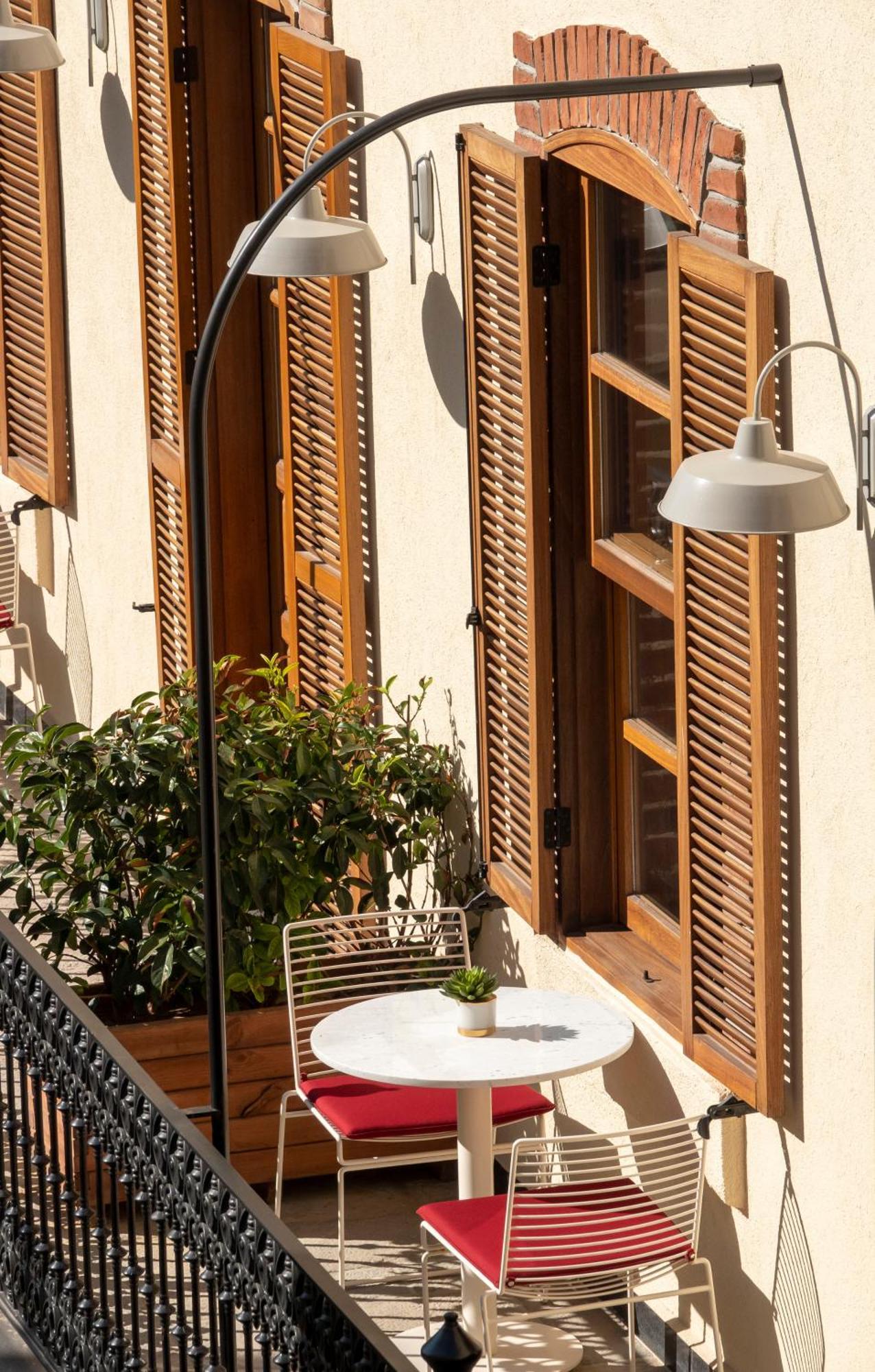 Ecole St. Pierre Hotel Istanbul Exterior photo